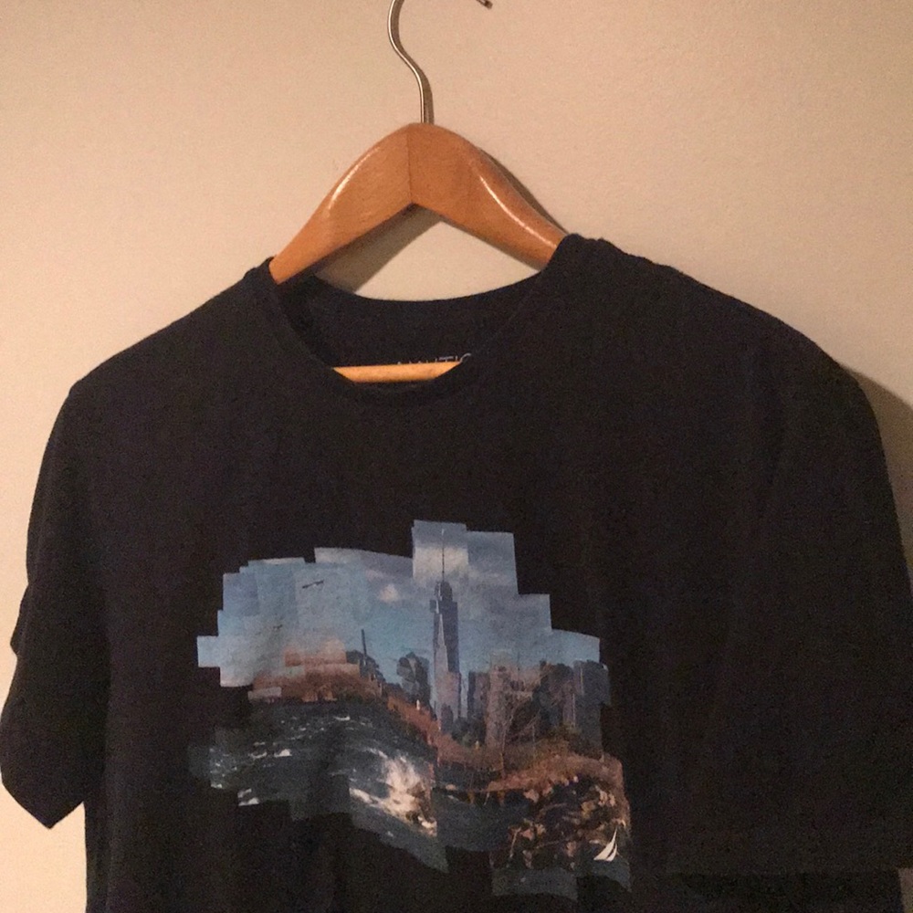 Nautica T -offer to pay min+shipping and its yours